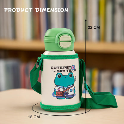 BAYBEE 2 in 1 PandaPlunge Baby Sipper Water Bottle with Straw for Kids | Leak Proof Sipper Water Bottle with Carry Pouch & Adjustable Strap | BPA Free & Non-Toxic with 550ml Drinking Bottle (Green)