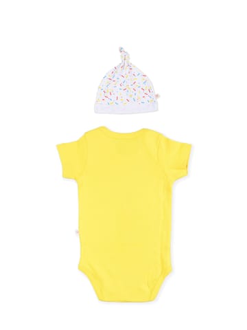 Greendigo Organic Cotton Baby Bodysuit and Cap Set for baby boys and baby girls