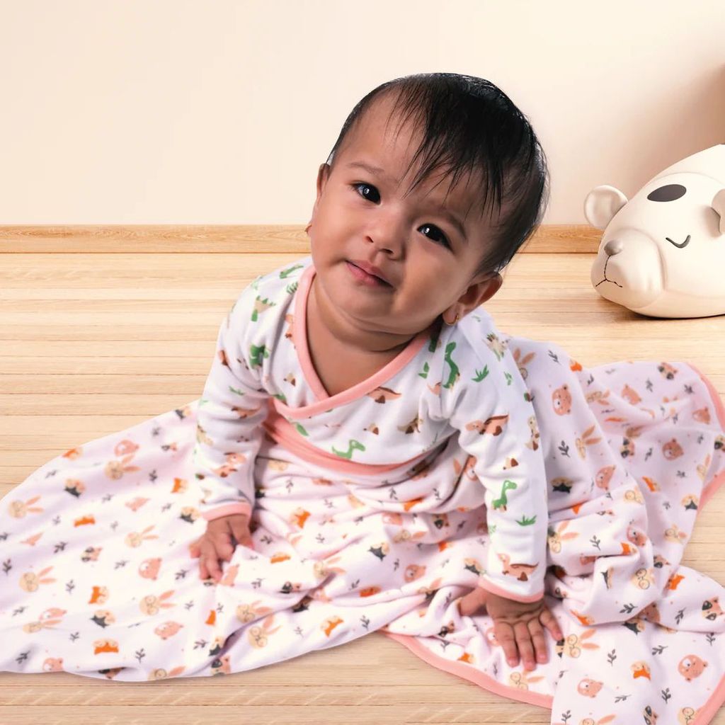 Tiny Lane Newborn Baby Blanket - Faces Design