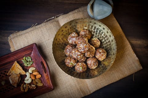 Maa Mitahara  Peanuts Coconut Laddu for postnatal Mom's | Homemade Tasty and Healthy Peanuts Ladoo (500 gm)