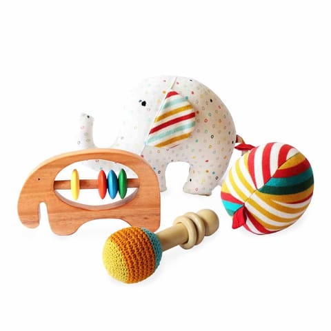 Shumee Favorite Wooden Rattles Combo