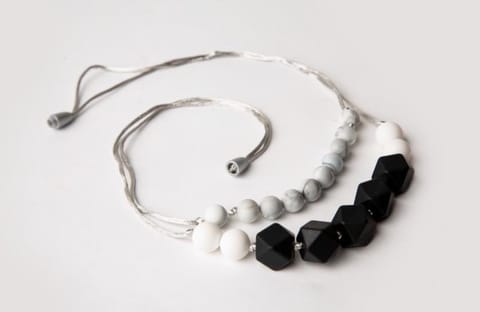 Charismomic Black to Basics Teething Jewellery (Necklace)