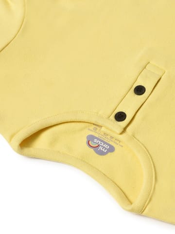 Mi Arcus Solid Yellow T-shirt with Trousers for Kids