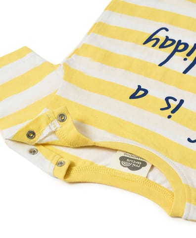 Mi Arcus Holiday Printed T-Shirt with Shorts Set for Kids