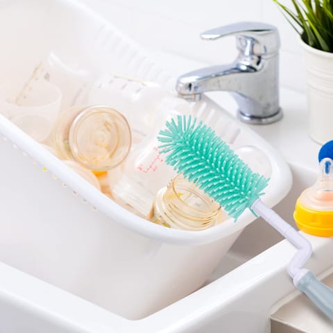 BAYBEE Plastic Silicone Bottle Cleaning Brush For Baby Feeding Bottle, Hangable & Portable Cup Brush Cleaning Kit With Bottle Brush, Straw Brush, Nipple Brush (Green)