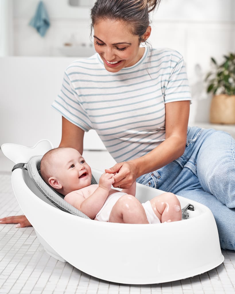 Moby Smart Sling 3-Stage Tub- White
