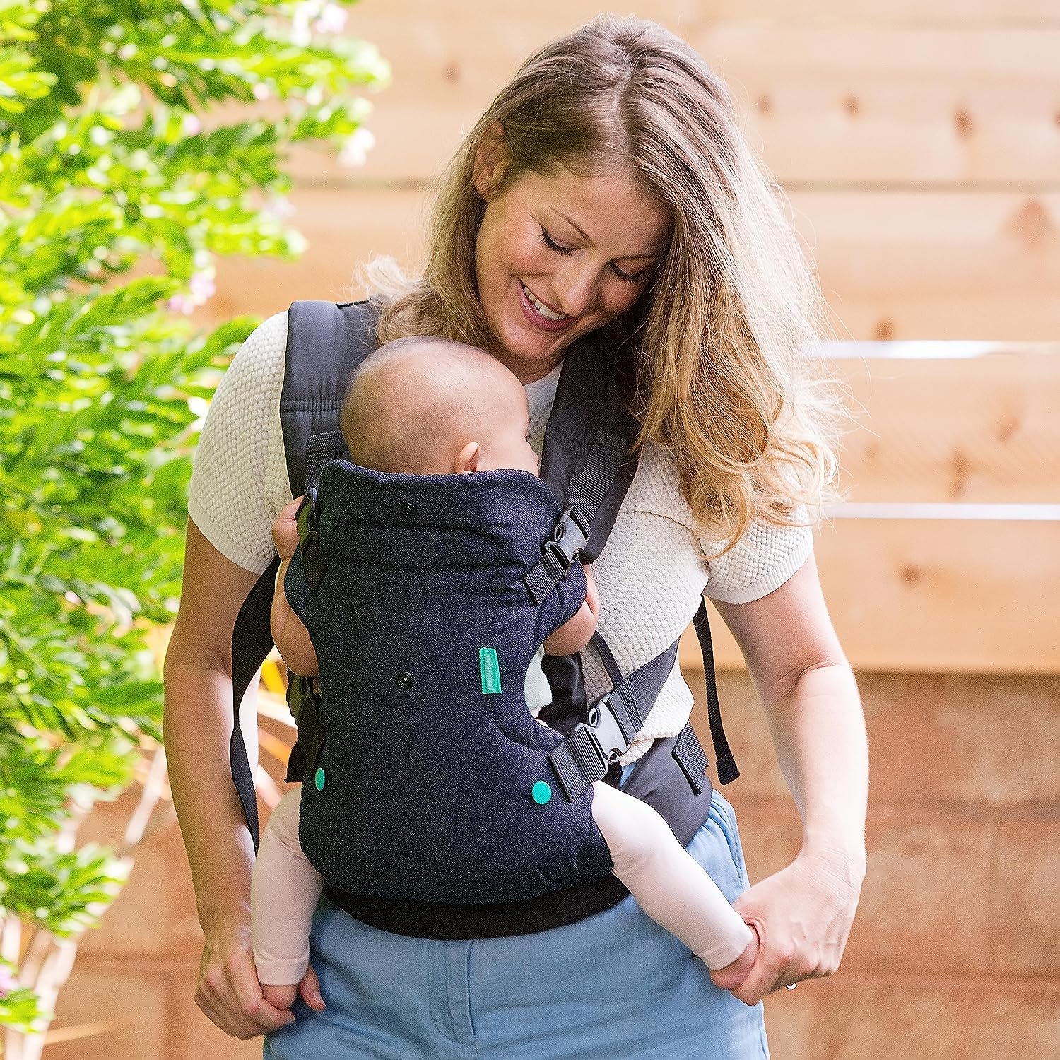 Flip 4-In-1 Convertible Carrier