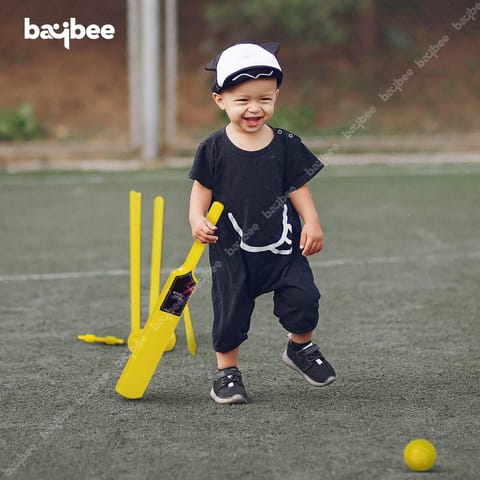 Baybee Plastic Cricket kit Set for Kids, 3 Stumps with Stand Base, 1 Bat and Soft Ball | Cricket Bat Ball Set Indoor & Outdoor Games | Perfect Cricket Full Set for 3+ Years Gift for Kids Boys Girls