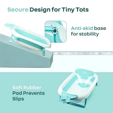 R for Rabbit Bubble Double Bunny Lake Blue Bath Tub