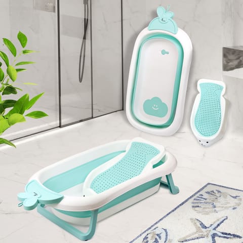 R for Rabbit Bubble Double Bunny Lake Blue Bath Tub