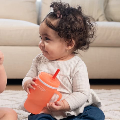 Infantino My 1st Tumbler – Adorable Miniature Tumbler with Leak-Resistant Straw and Toddler-Friendly Handle, Encourages Hydration, Easy to Clean, (266 ml), Pink